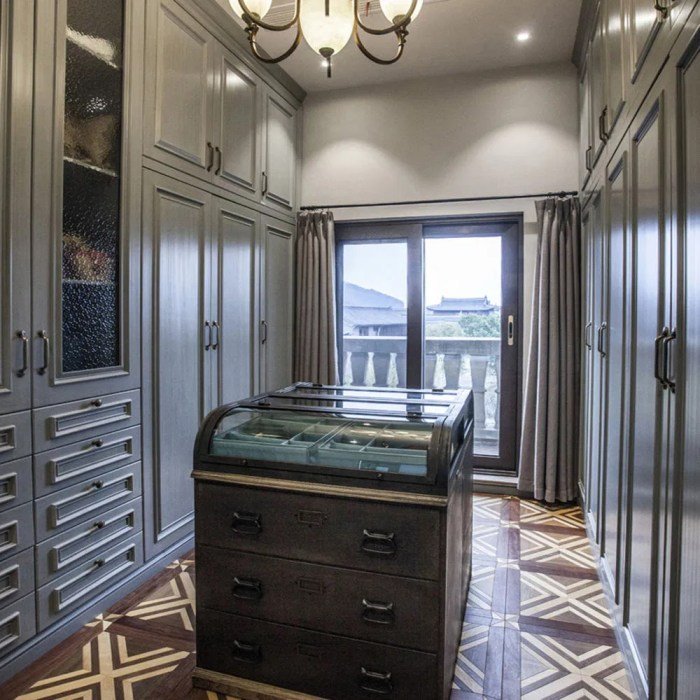 Bedroom furniture with built in wardrobe