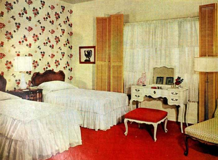 Vintage bedroom furniture for retro design